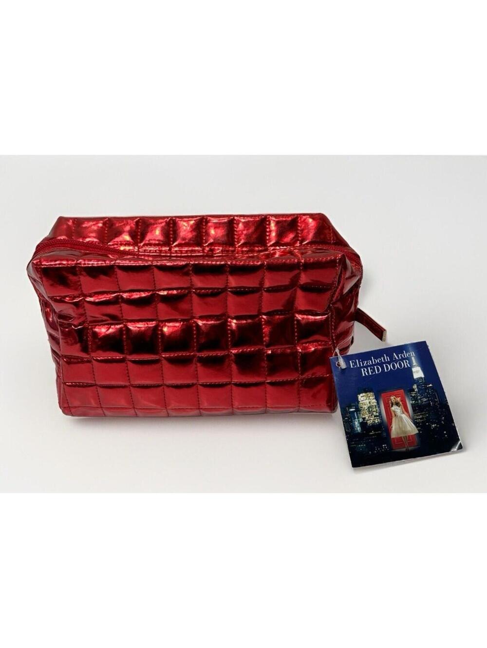 Elizabeth Arden Red Door 3pc Gift Set 100ml Eau De Toilette, 200ml Lotion & Bag